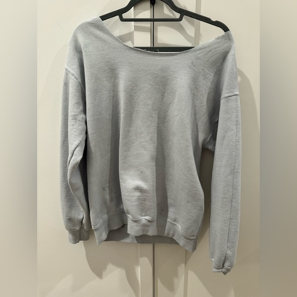 Good Thing's Are Coming Small White Sweatshirt. 🌸💗 - Picture 3 of 3